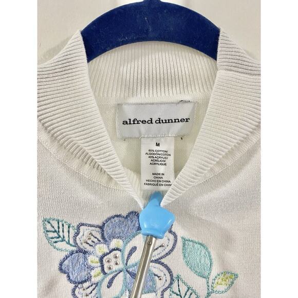 Womens Alfred Dunner Embroidered Sweatshirt Ivory/bleu Long Sleeves Size M - Picture 3 of 6
